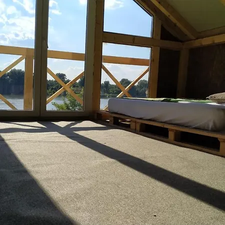 Chill Party Kucice דירה *