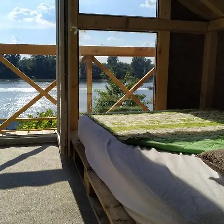 דירה Chill Party Kucice בלגרד